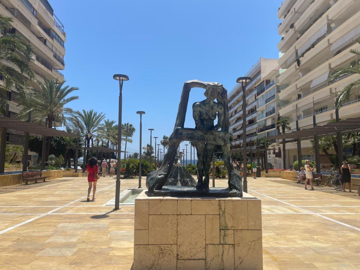 Marbella Centre Beachfront & Pool Exterior foto